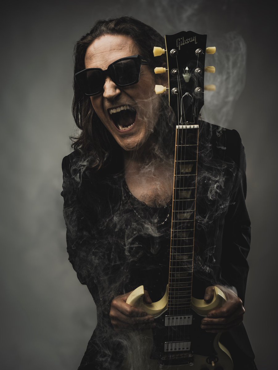 BenChambert's tweet image. HighWay is Back…Louder than ever ! 

#hardrock #newalbum #newlineup #newsongs @OnlHighway @gibsonguitar #gibson #guitar #Sg