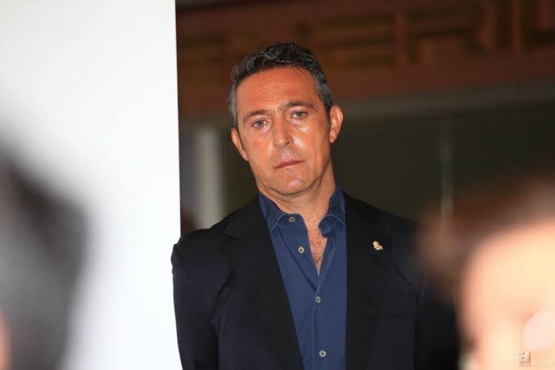Fenerbahçe tarihine, tarihin en kötü başkanı olarak geçtin. Gider ayak, sezon başında değil de ‘nasıl olsa kazanırım’diyerek Eylül’de yaptığın Kongreyle bu kulübe büyük zarar verdin. Artık tüm Fenerbahçe taraftarının hatırladıkça hakkını helal etmeyeceği bir başkan oldun.#Alikoc