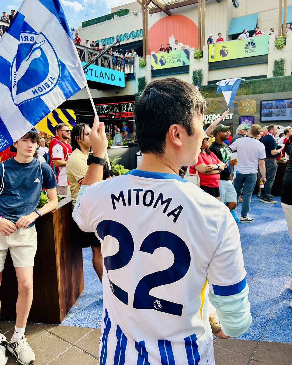 OfficialBHAFC's tweet photo. Representing the Albion at @PLinUSA’s Premier League Mornings Live event in Kansas City! 🤩🙌 https://t.co/Oe4KFNUnZW