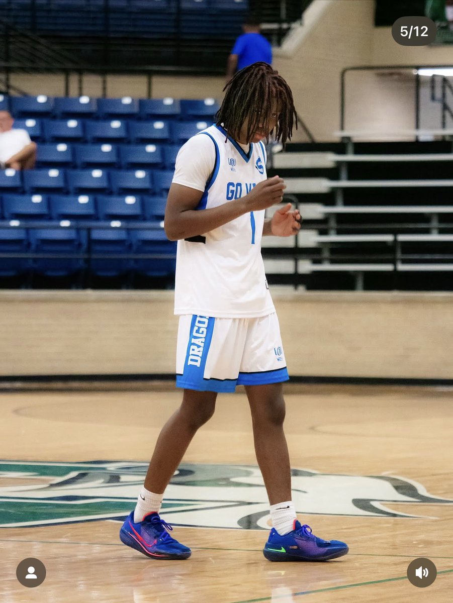 Happy to be back out there and compete in a Seagoville basketball uniform <a href="/GoBigBlueAth/">Seagoville Athletics</a> watch out for us ! <a href="/LakeRidgeHoops/">Lake Ridge Boys Basketball</a> tournament good bump