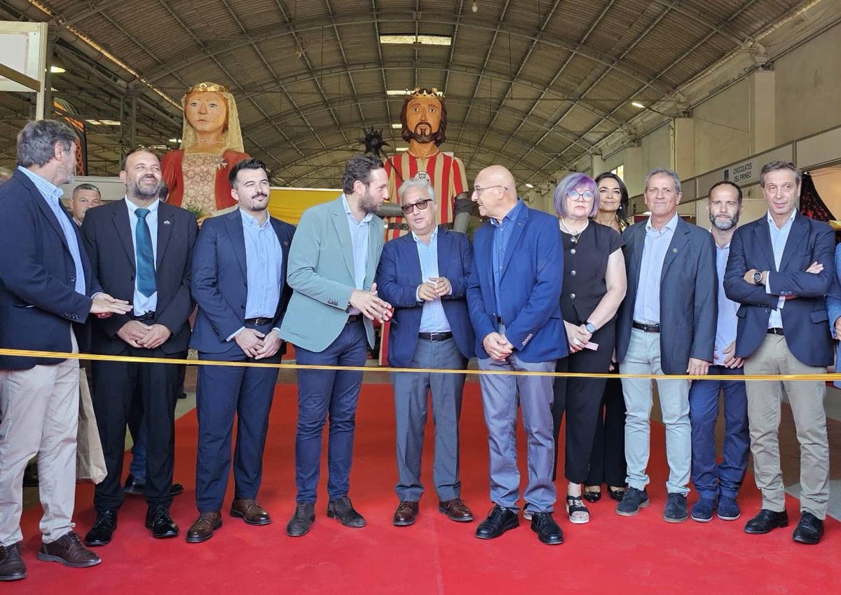 🐮 FEMOGA 2025. Éxito rotundo con 360 expositores y más de 40.000 visitantes el fin de semana en Sariñena, Los Monegros, en la feria más importante del Alto Aragón. Agricultura, ganadería, industria e innovación; futuro. Seguimos trabajando.