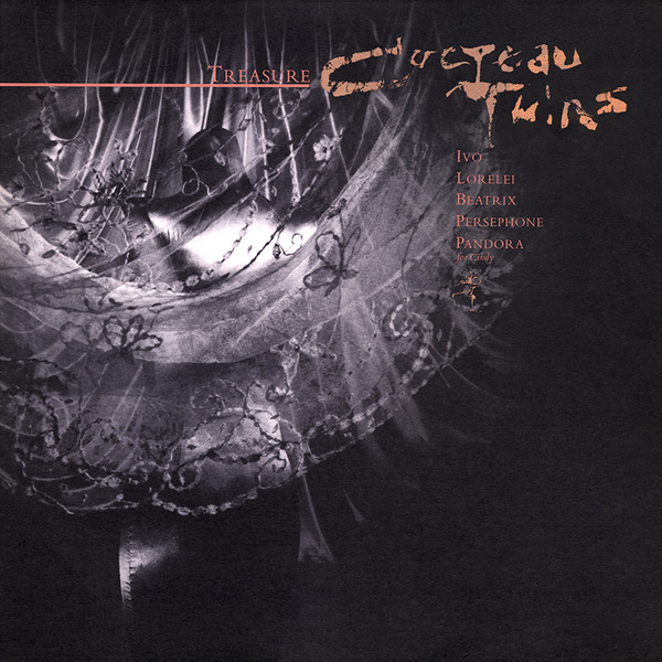 #CocteauTwins – #Treasure（1984）
意味を超えたエリザベスの歌声とギターの残響は、聴く者を音楽以前の感覚”に引き戻す。これこそがCocteau Twinsの魔力。
言葉を超えた声と夢幻のサウンドによって、ポップ・ミュージックの表現を根底から変えた。
#DreamPop #EtherealWave #4AD #Shoegaze #PostPunk