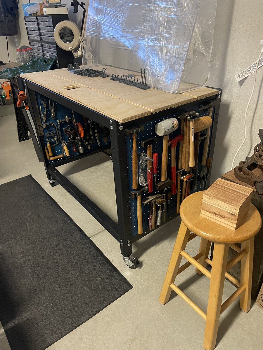 FreeBSD Frau tweet media