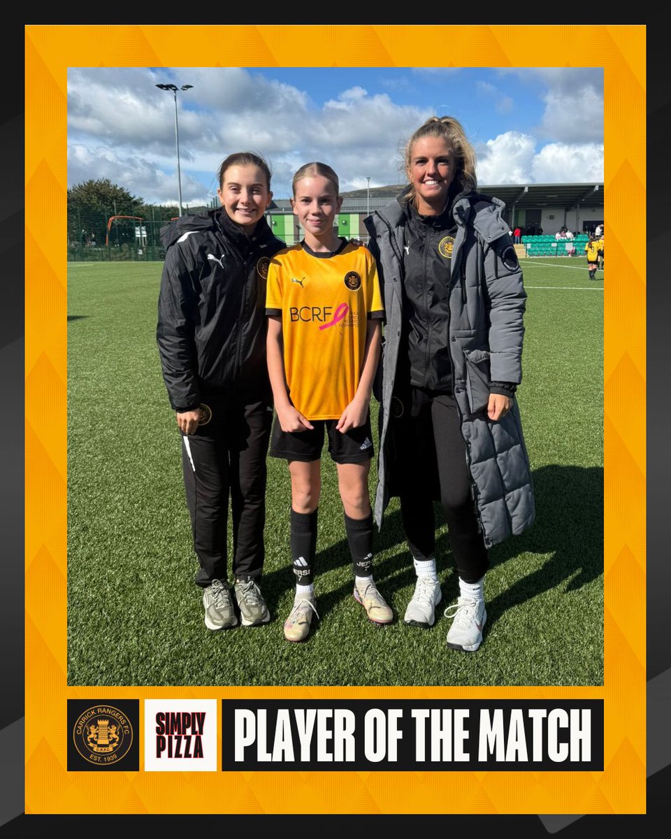 🥇 Congratulations to 𝗝𝗲𝗿𝘀𝗶, pictured with Falcons coaches Abby and Rachael-Anne, who was named Sunday's Simply Pizza Player of the Match.

#CRFC | #AmberArmy 🟠⚫️