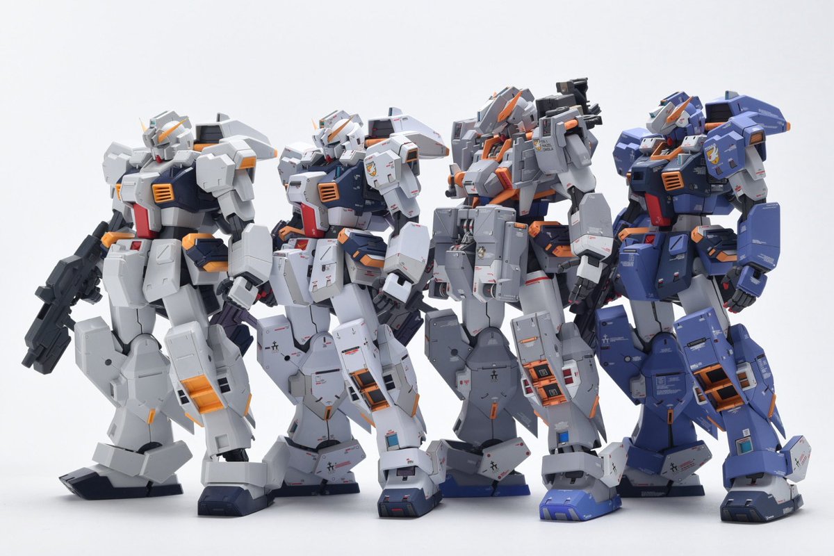 tauyo13's tweet image. MGヘイズル テーマ
キットが太ましいので細長くしたい
白: ヘイズル・ラーの羽を大きく見せたい
→本体を引き算で細く小さく見せる
青: 腰に付くフルドドを小さくまとめたい
→本体を足し算で長く大きく見せたい
「細長く」という方向性も多様にあるんだね!
という夏休みの自由研究