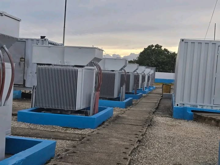 Se instalan en la Provincia nuevos motores para la generación distribuida que se incorporan al SEN, como parte de la estrategia para la recuperación energética. #MatancerosEnVictoria
#CubaSigueFirme