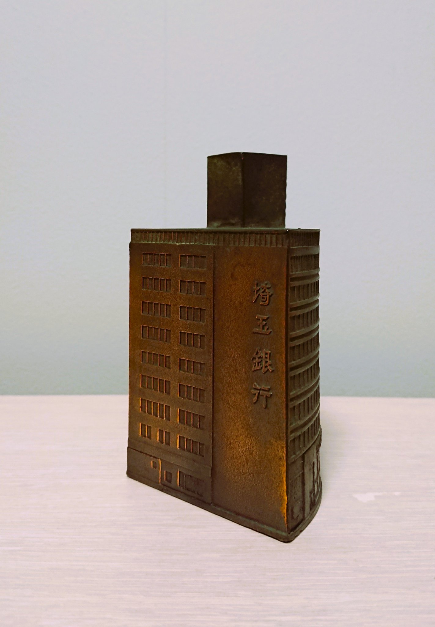 ✨激レア✨朝銀(旧朝鮮銀行)貯金箱 大サイズ 金豚貯金箱 レトロタイプ 大サイズ 16.5センチ – 開運ロト