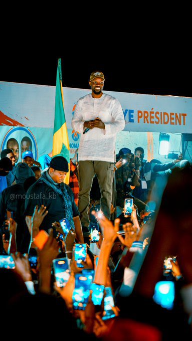 Regardez bien le sort de tous ceux qui ont voulu créer une dualité avec Sonko : 

Barthelemy DIAS voulait sa dualité, c'est Beyna Guèye qui l'a déguerpi de la mairie de Dakar.

Thierno Alassane Sall n'arrive même pas à assumer un débat avec Jean Michel Sène. Un jeune de moins de
