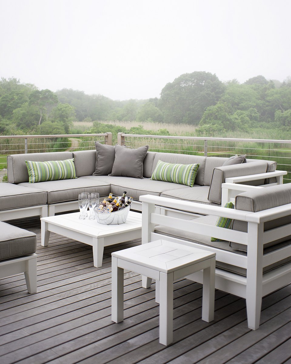 Seaside_Casual's tweet image. The Cambridge Collection in White EnviroWood with Spectrum Dove cushions is built for gatherings. Modular, durable, and timeless—just add a bucket of beers.

#NationalDrinkBeerDay #EnviroWood #ModularFurniture #OutdoorLiving #FurnitureDesign