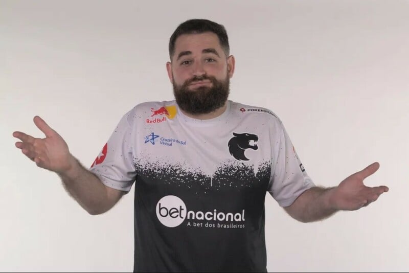 NERDDROID2's tweet photo. É A FURIA, NÃO TEM JEITO PAPAI https://t.co/ldzVCgKPsz