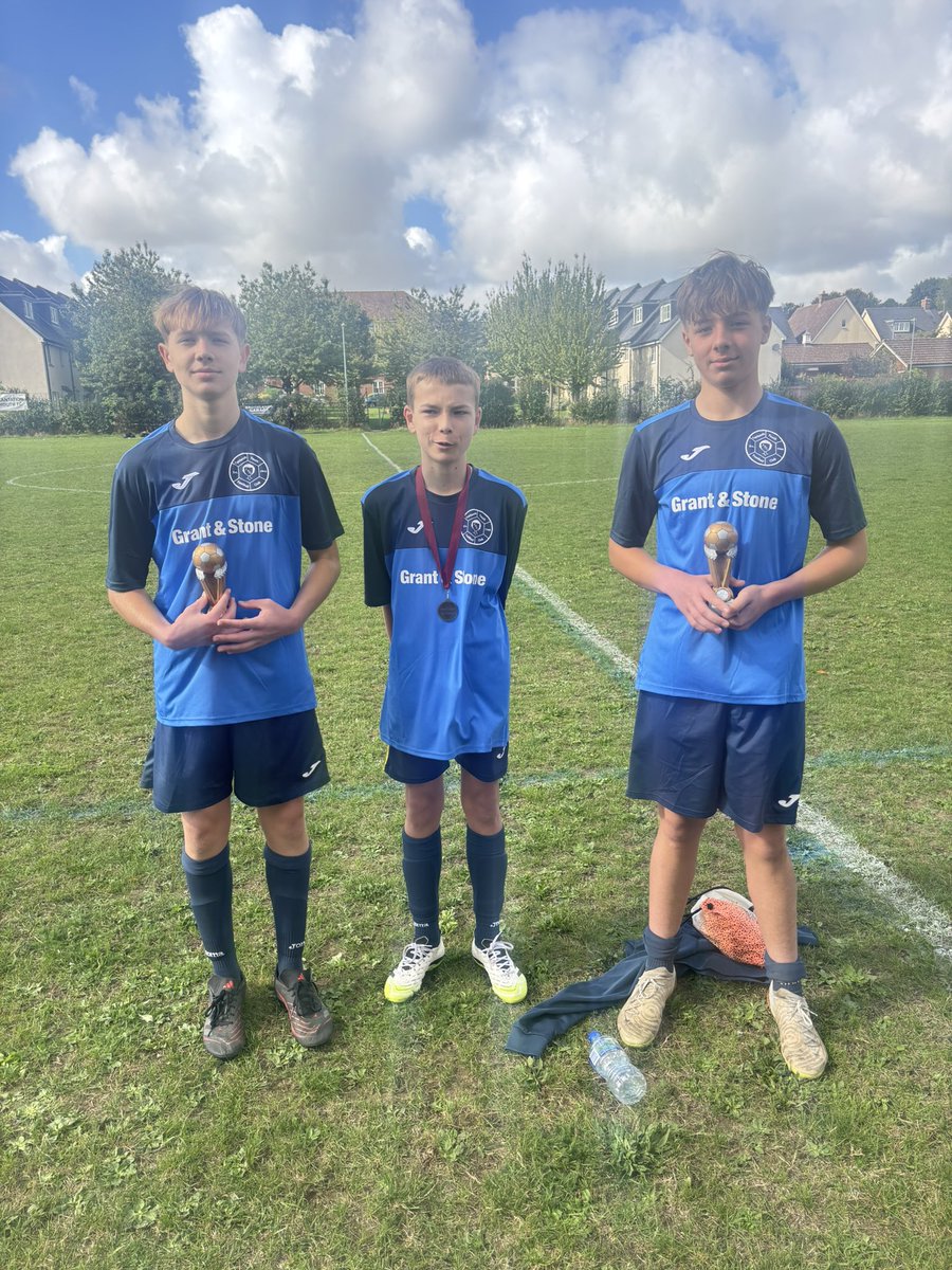 Had to settle for a hard fought 1-1 draw today in a match we could have won but could have lost so a draw is about right. Well done Riley MOTM, Raph Team mate of the week, and Charlie for Parents MOTM.