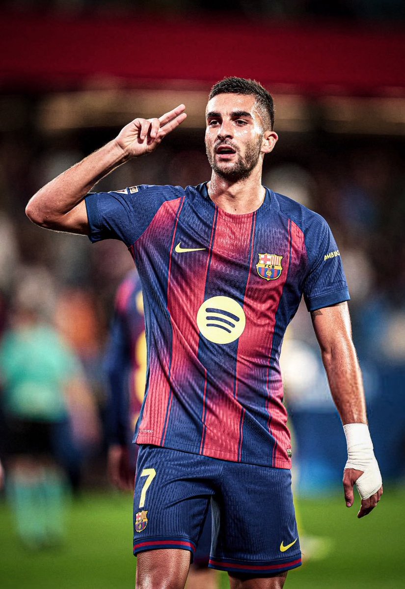 مبدياً مبروك يا كتلان ❤️💙

تألق فيران 

راشفورد حط بصمتة ( اسيست ) 

اولمو اداء خيالي 

بيدري كعادته 

جارسيا كلين شيت