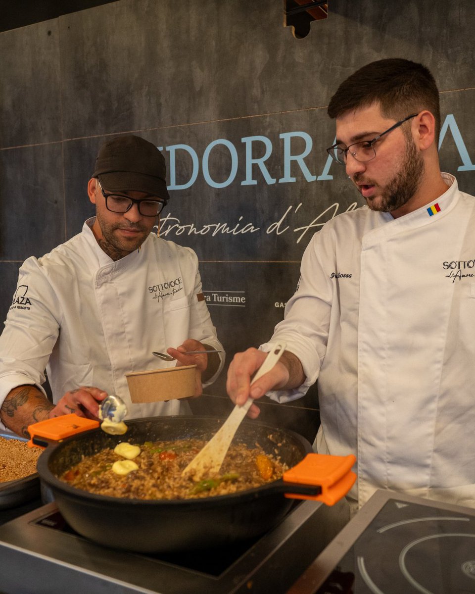 #AndorraTaste 
Showcooking. L'essència de la cuina italiana al Sottovoce
Teodoro Tonino, Restaurant Sottovoce
#visitandorra #andorra <a href="/andorraworld_ad/">AndorraWorld - Andorra Turisme</a>  <a href="/comuee/">Escaldes-Engordany</a>