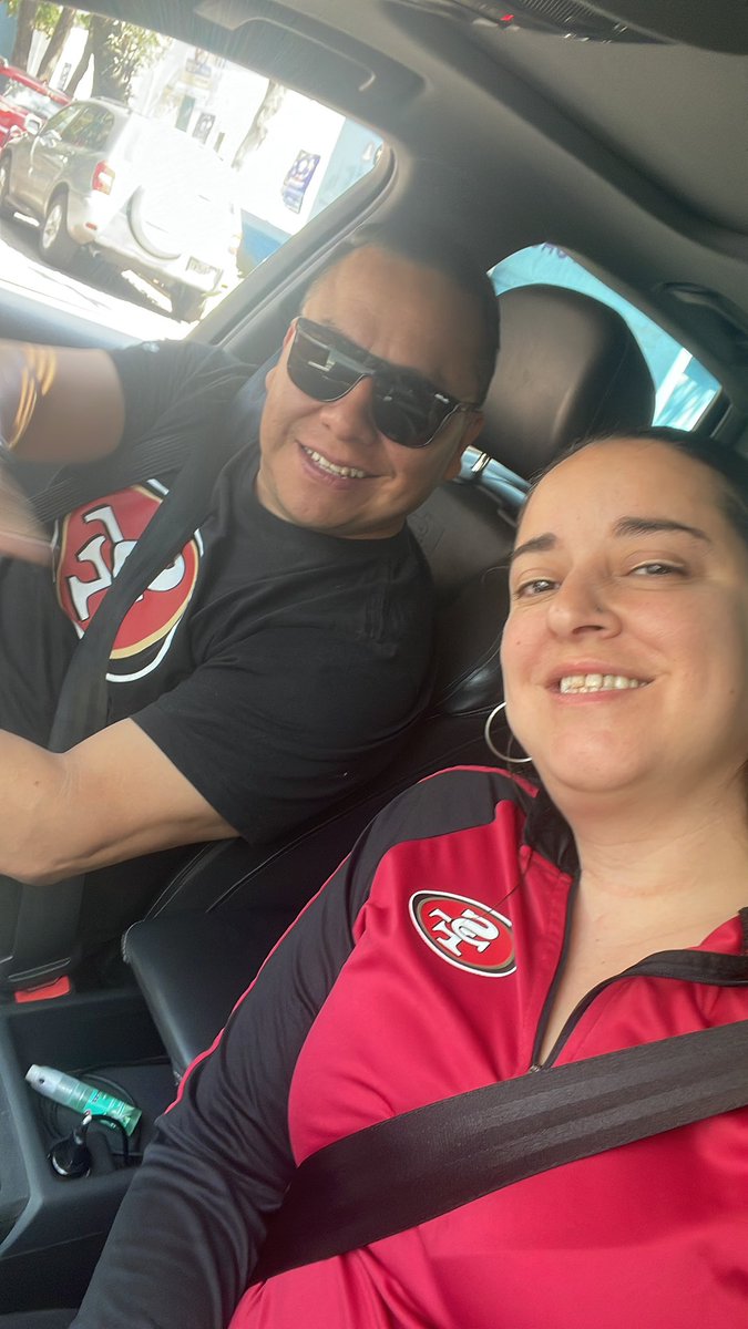 gabirare's tweet photo. @FOXImpactoNFL amo a mis niners ❤️💛🏈💛❤️ https://t.co/orjlANmr6o