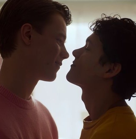 wilmonifythis's tweet image. Everyone always bugs Wilhelm about finding a partner, so much that Felice convinces him to set up a meeting app profile. He doesn't know what to put in the description box, and remembers that stupid idea he saw on Pinterest once. He puts it in as a joke.