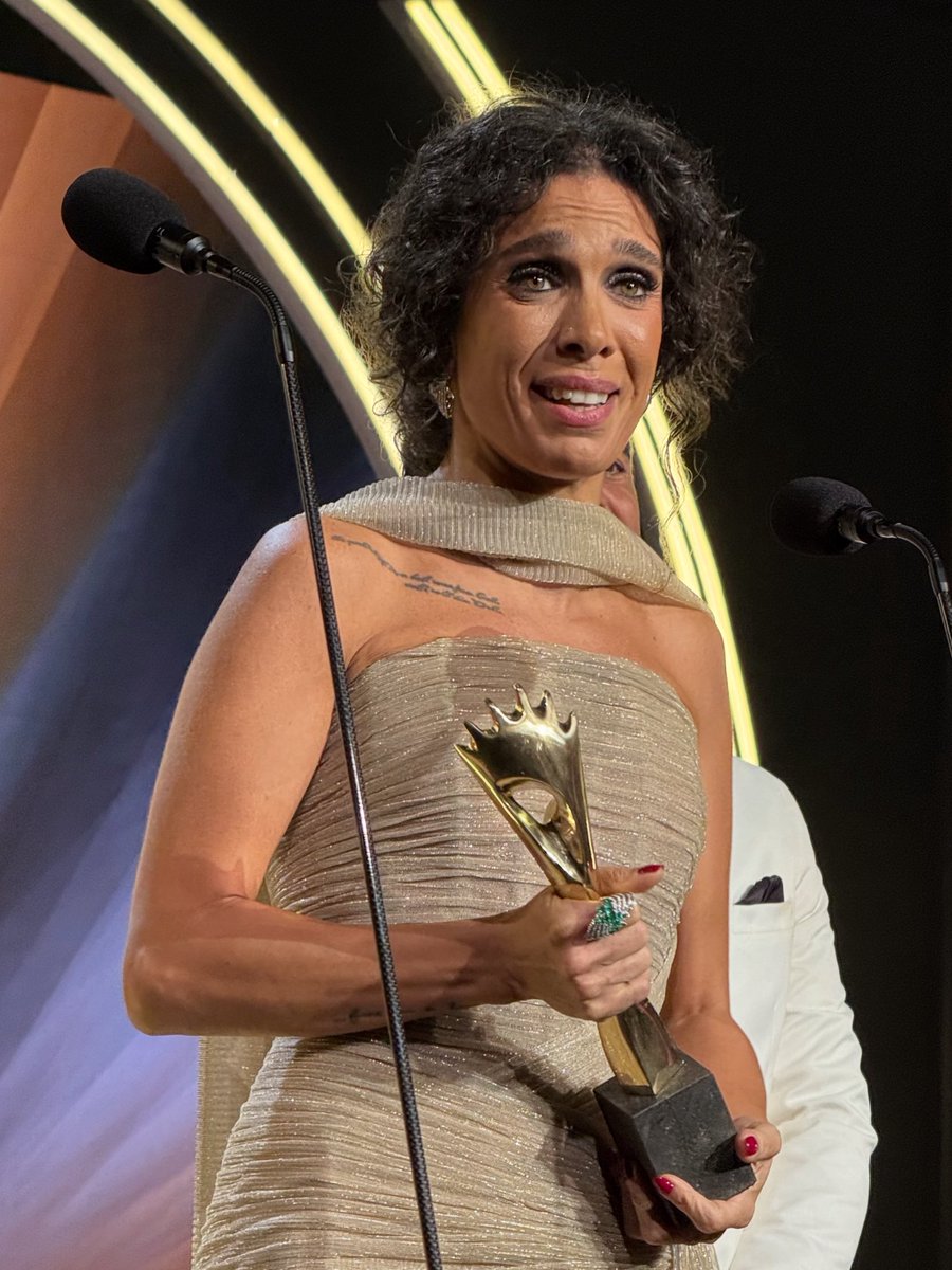 موركس الممثلة اللبنانية - دور مساند عن "بالدم" والإبداع في التمثيل #سينتيا_كرم
@CeeceeKaram

#MurexDor #MilestoneEdition #25YearsNewDawnBrightFuture #LegacyOfExcellence