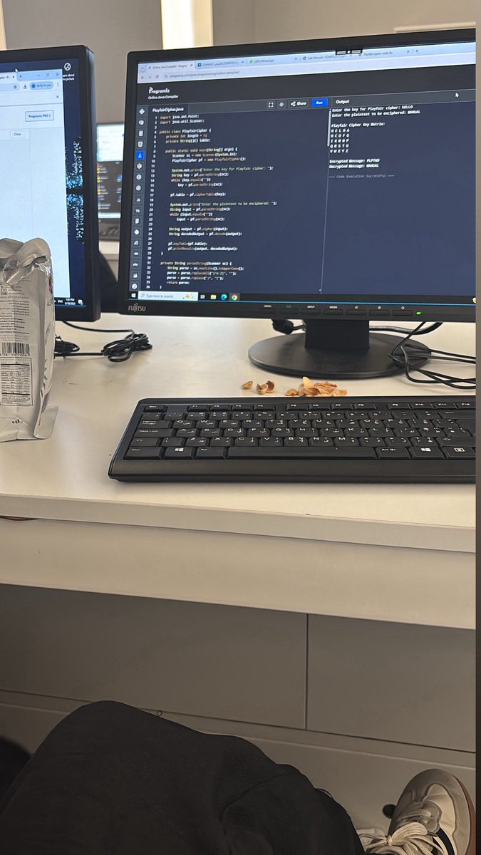 ellliiiio's tweet image. اعلن حبي للثلاثاء بسبب الجدول البطل الي يجمعنا🫰🏻💕

#Cryptograph