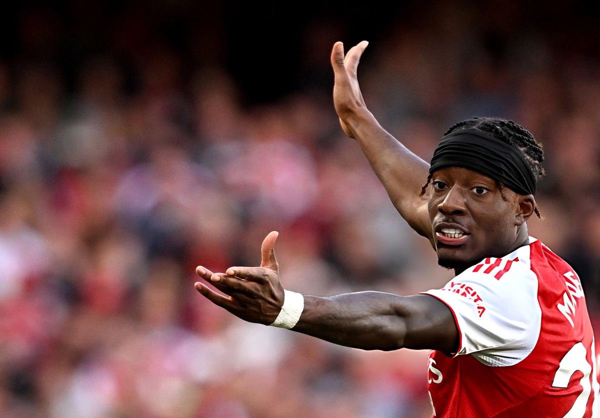 🗣️Arteta sur la raison du remplacement de Madueke à la MT:

«Il a eu un petit souci très tôt dans le match. Il n’allait pas assez bien pour continuer le match.» 🔴⚪️ #ARSMCI