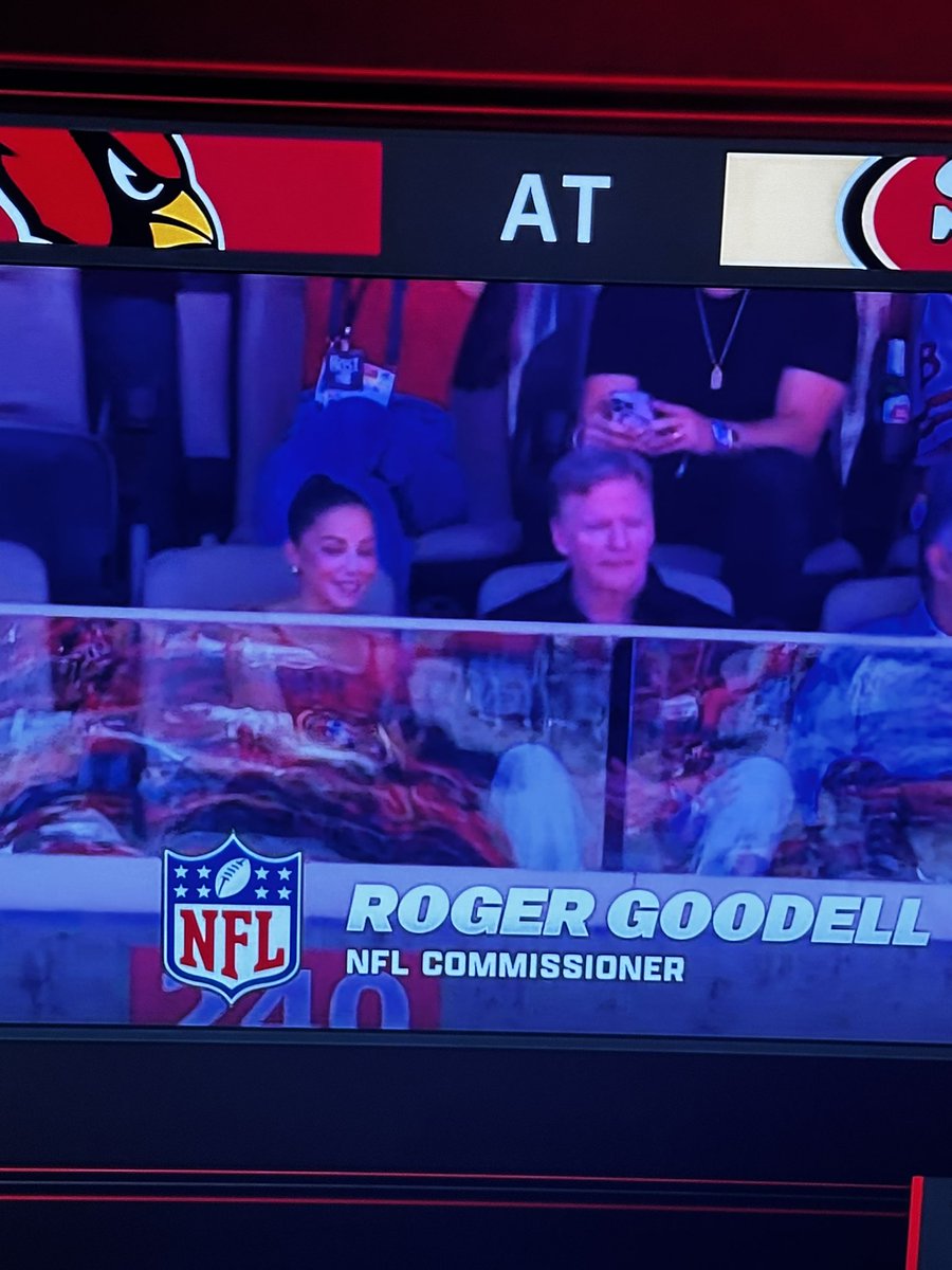 C'MON, THEY ARE RUINING THE GAME SHOWING KAY ADAMS AND ROGER GODDELL. I JUST WANT TO SEE THE GAME!!!! DO BETTER @nfl <a href="/NFL/">NFL</a>onFOX