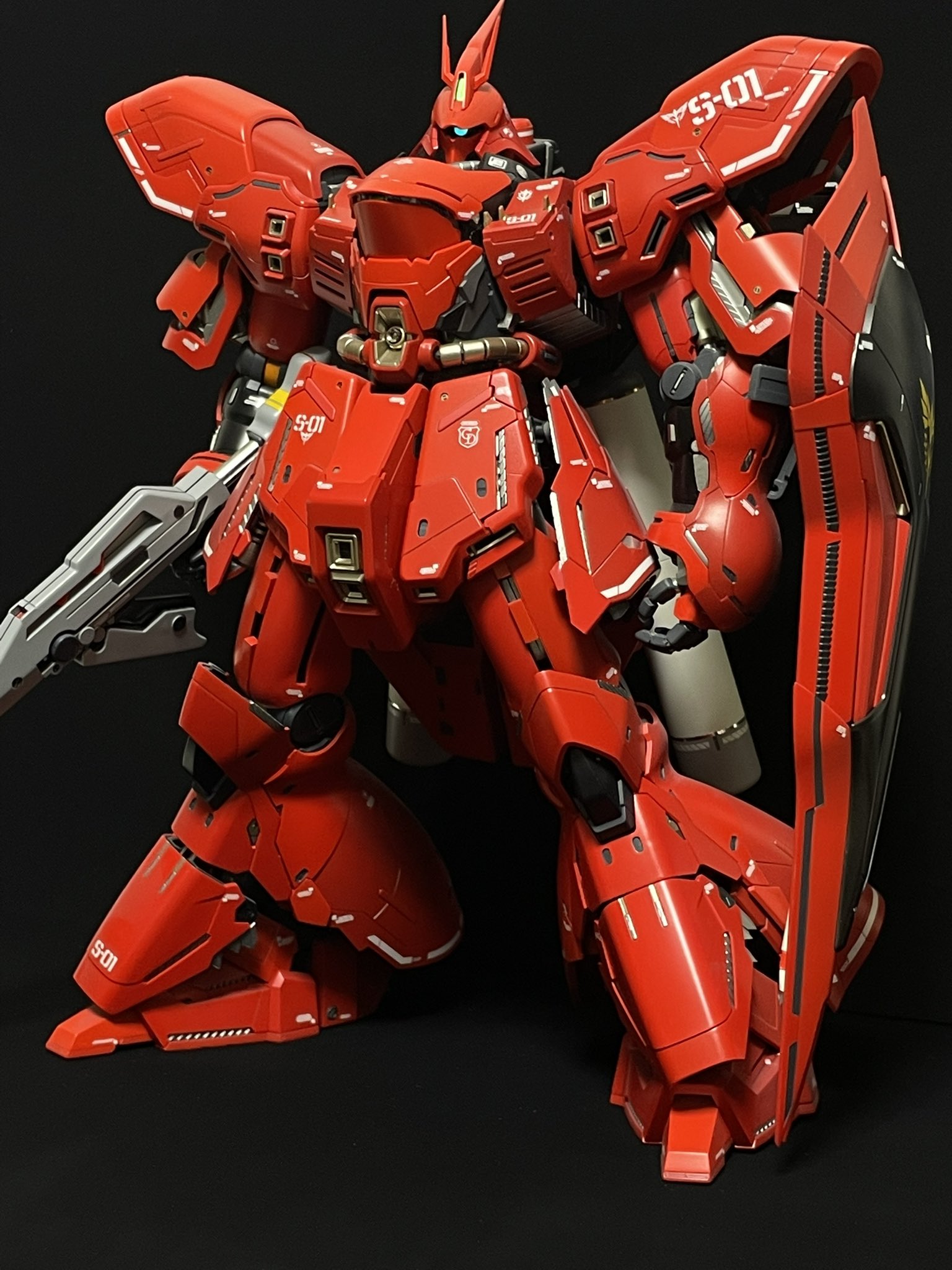 ガンプラ　MG 組立済み　整備してさらにカッコよくして下さい(*'▽'*) ガンプラ改修》組立途中のRG Zガンダムをきれいにそして純粋に