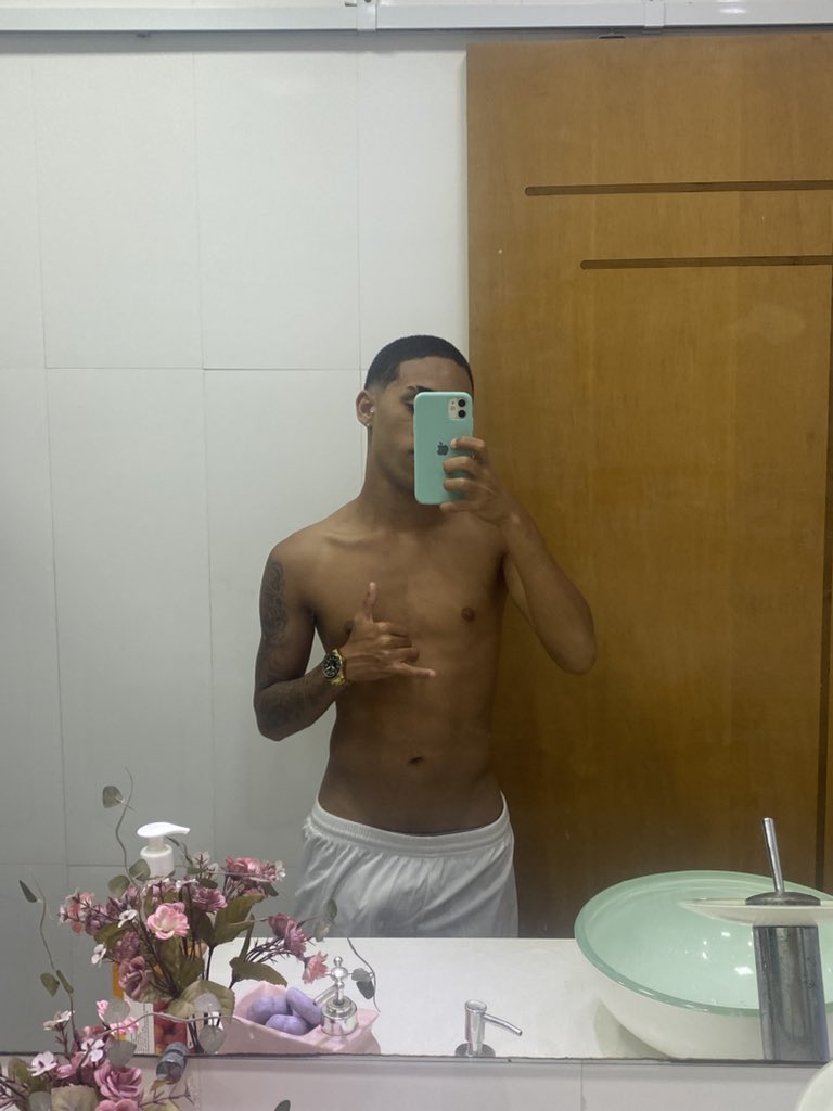 será que eu ainda fico gostoso ?🤔