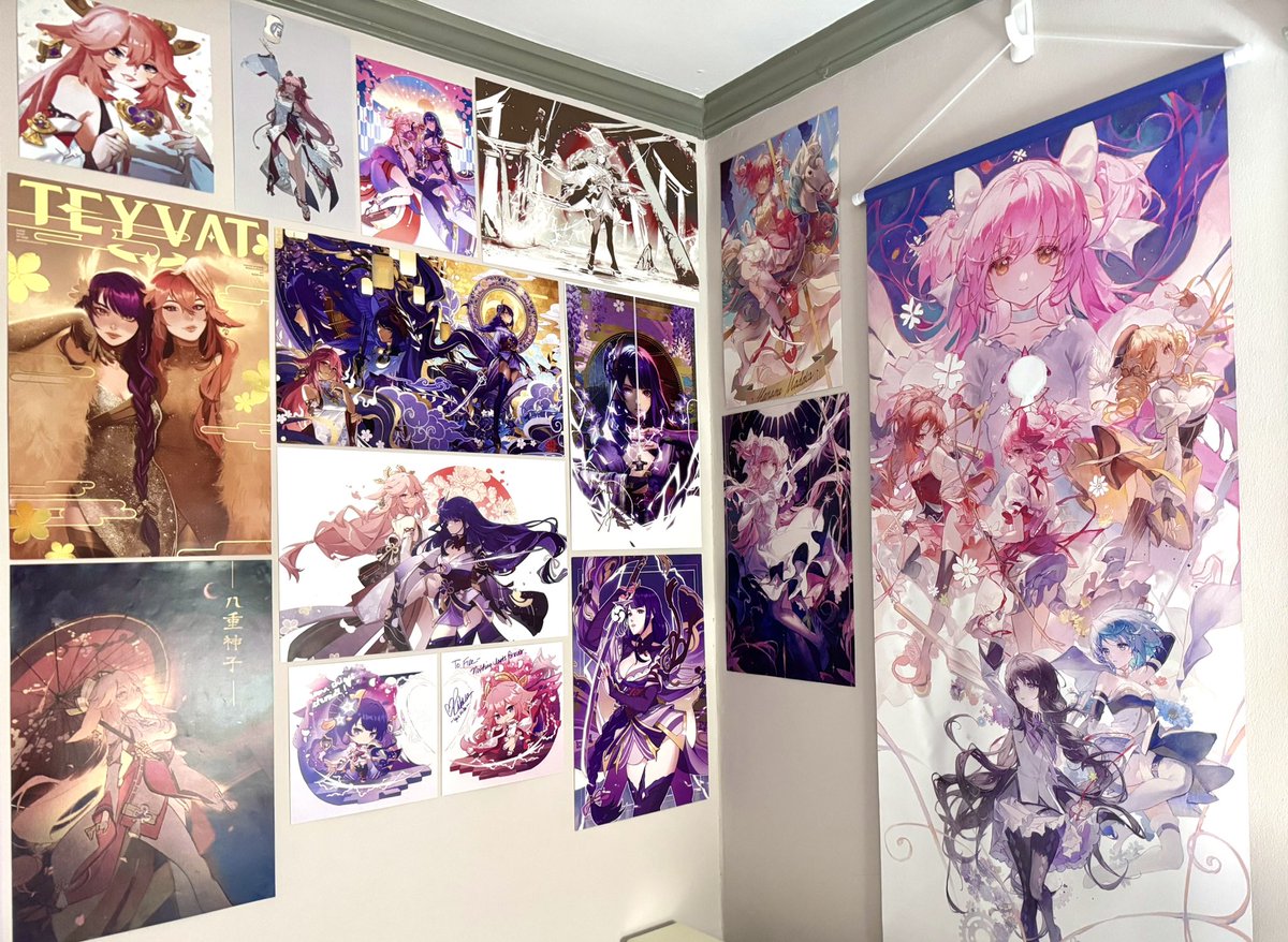 *Banishes you to the pink x purple yuri corner*