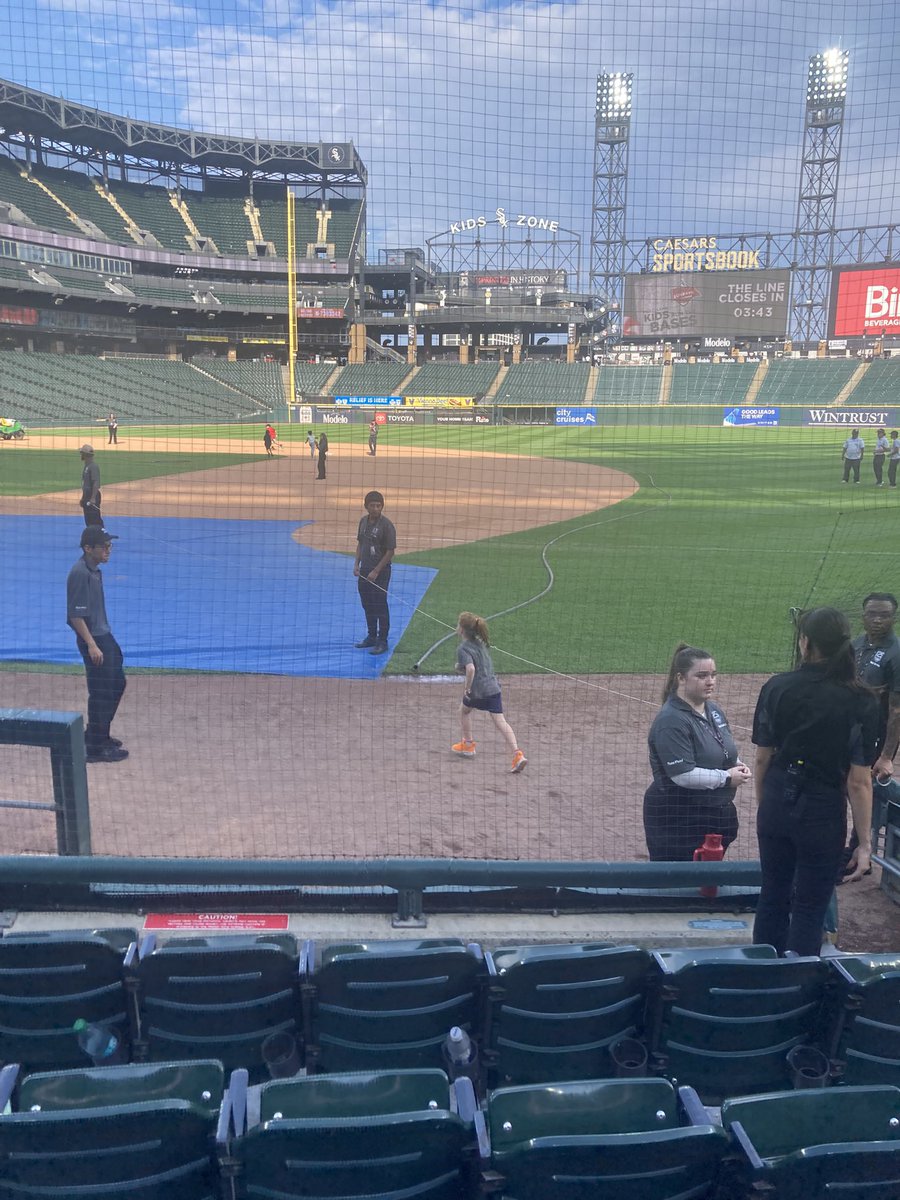 tracyswartz's tweet image. From home opener to home closer … thanks for a great season, @whitesox !