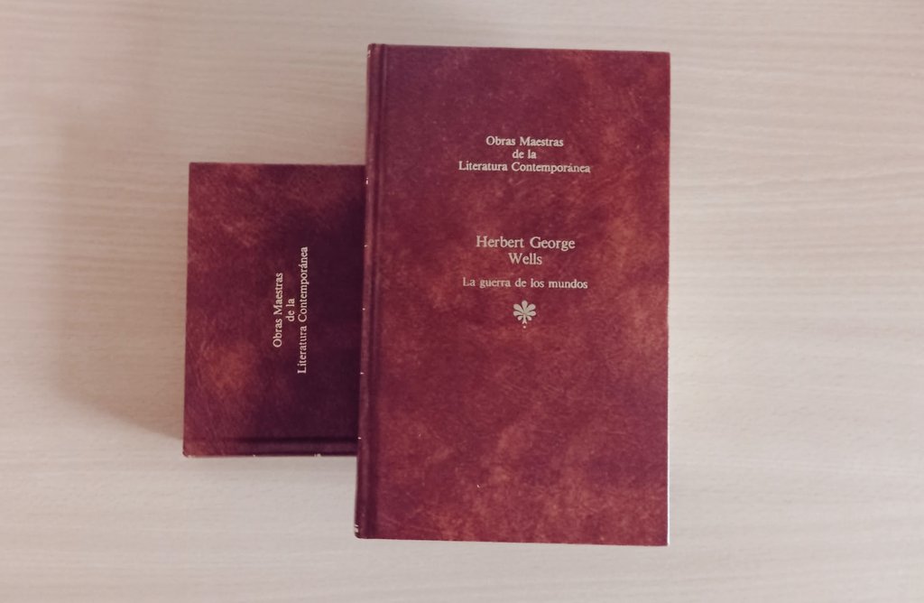 LibrosVintage's tweet image. “Esto no es una guerra (...) No lo ha sido nunca, como no puede haber guerra entre los hombres y las hormigas”

El 21 de septiembre de 1866 nacía en Bromley (Inglaterra) H.G. Wells, autor de &apos;La guerra de los mundos&apos;

#ObrasMaestrasdelaLiteraturaContemporánea
#SeixBarral, 1984.