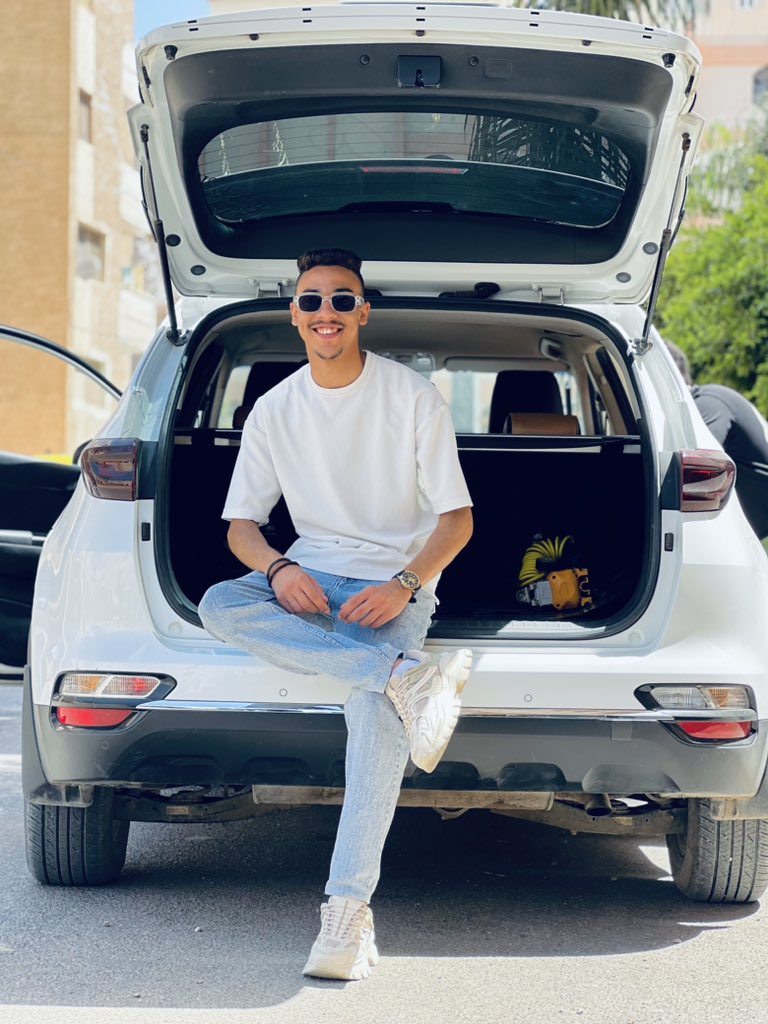 +23 سنه رجوله وجدعنه🫶🤍🎂
اخويا ايلون ماسك يعم♥️🫶