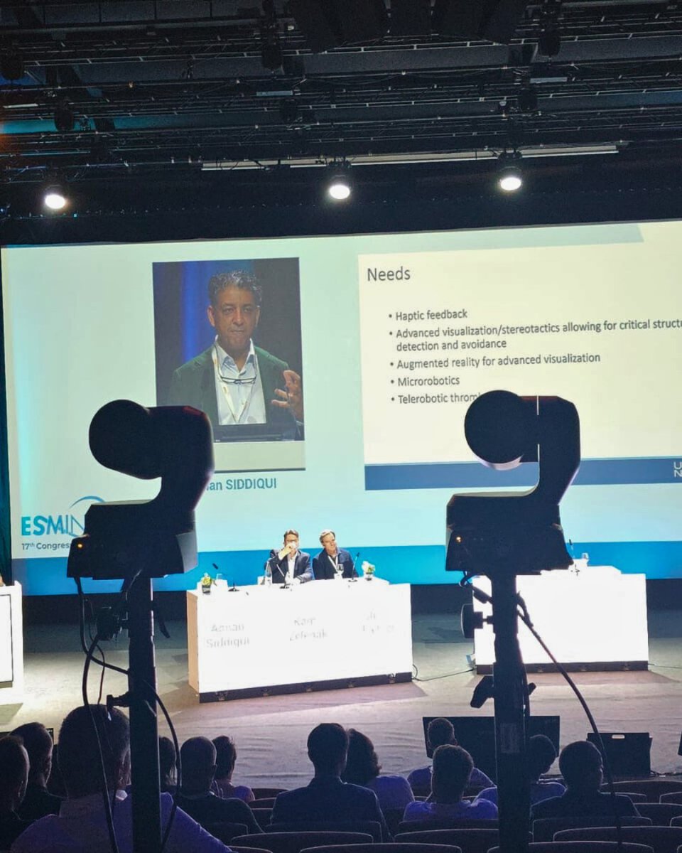 _AdnanSiddiqui's tweet image. Honored to talk about #robotics and #AI at @esmintsociety in Marseille.

Spending time with friends is always the best part!

#neurotech #neuroAI