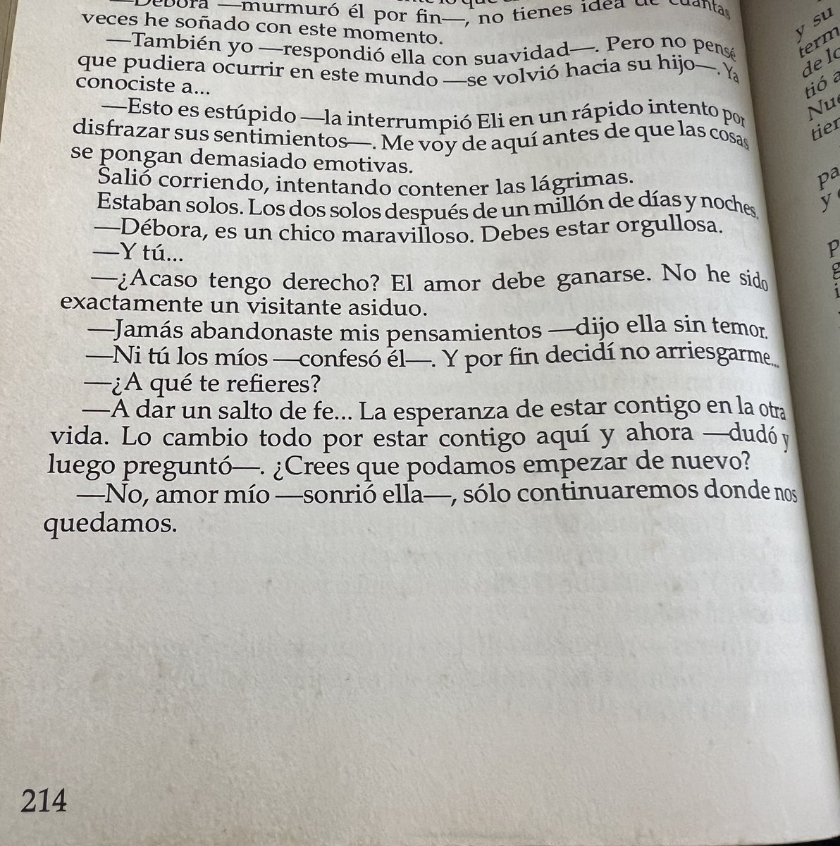 En día de eclipse de sol, un poco de amor y fe:

-¿crees que podamos empezar de nuevo?
-No, amor mío -sonrió ella-, solo continuaremos donde nos quedamos.

#ActosdeFe de Erich Segal
#NopuedovivirsinLibros
