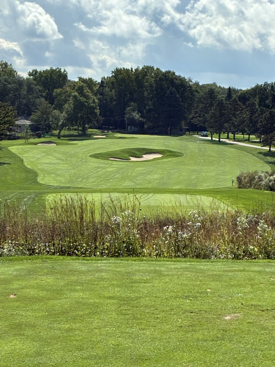 mnlefthanders's tweet image. Always a great day Keller Golf Course
