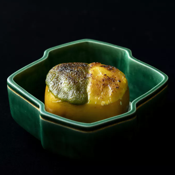 Michelin's tweet image. Tokyo 2026 MICHELIN Guide 🇯🇵
🌟 Myojaku awarded Three MICHELIN Stars
⭐️ 3 restaurants newly receive Two Stars
🍽️ 16 new Bib Gourmand
📍 38 new Recommended Restaurants
 #MICHELINGuide
Learn more : michelin.com/en/publication…