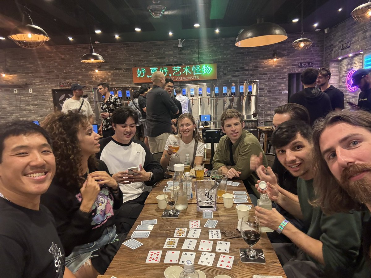 Best event at KBW for networking goes to <a href="/blocmatesdotcom/">blocmates.</a> met so many great people, including the Blocmates team for the first time irl - who are mostly scruffy northerners like me! 

Sometimes the simplest answer is the best one. Beer and pizza are an unbeatable combo for vibes