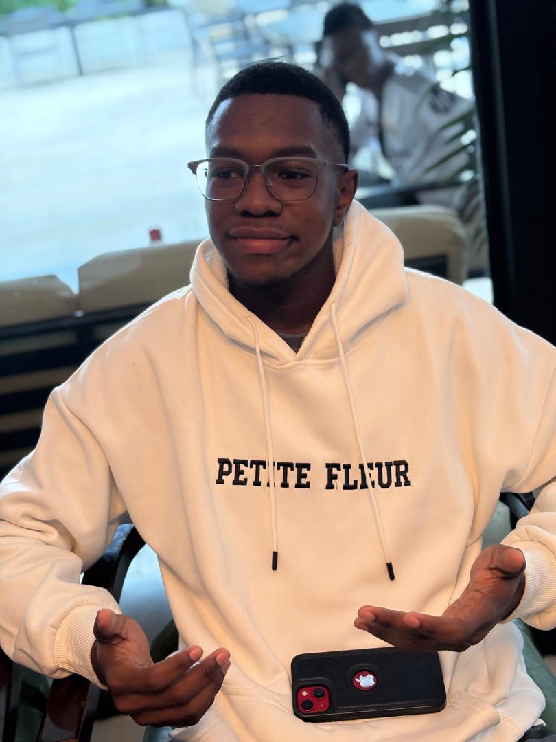 P.Fleur tweet media