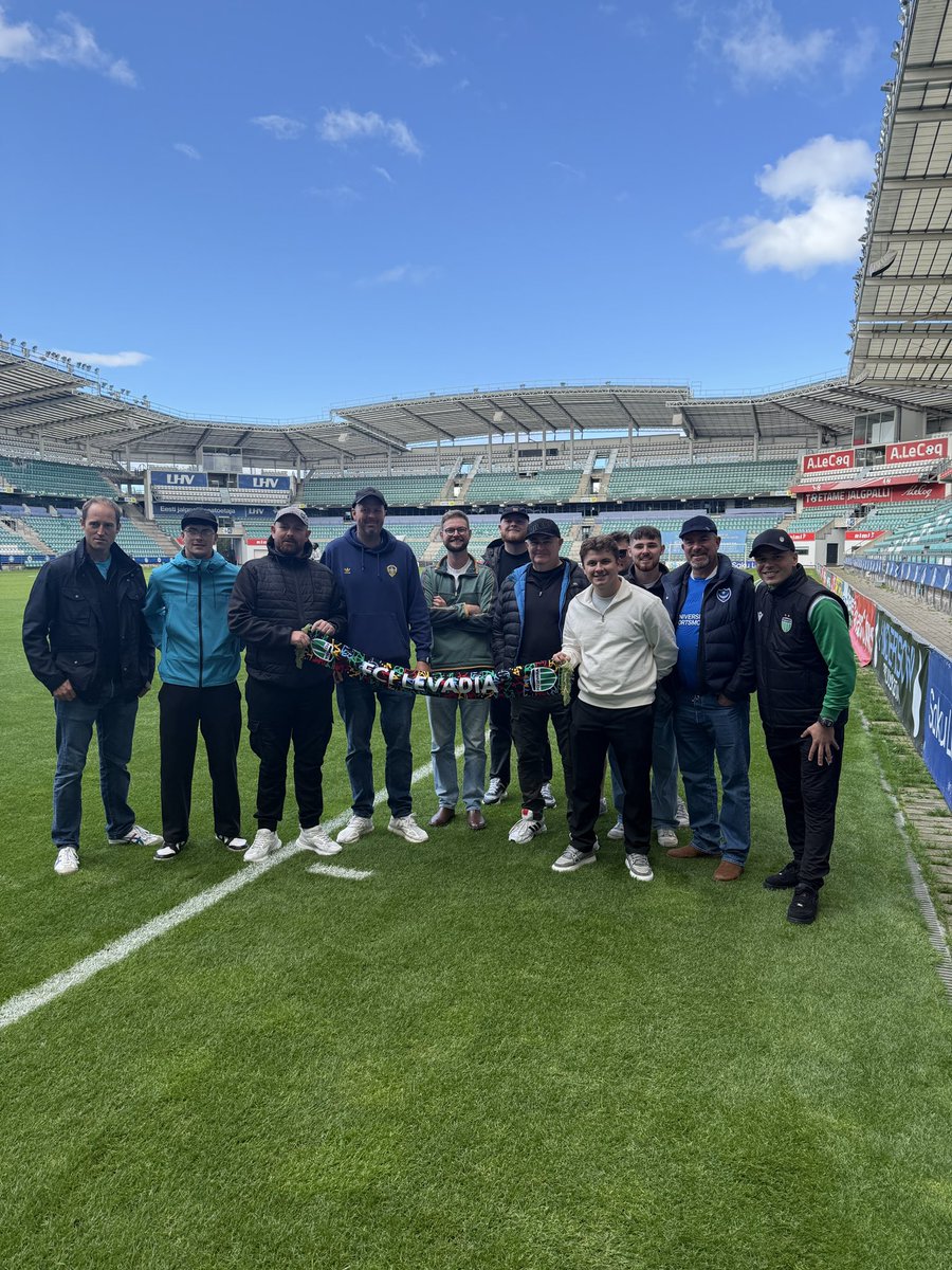 HMS Puncher tweet media