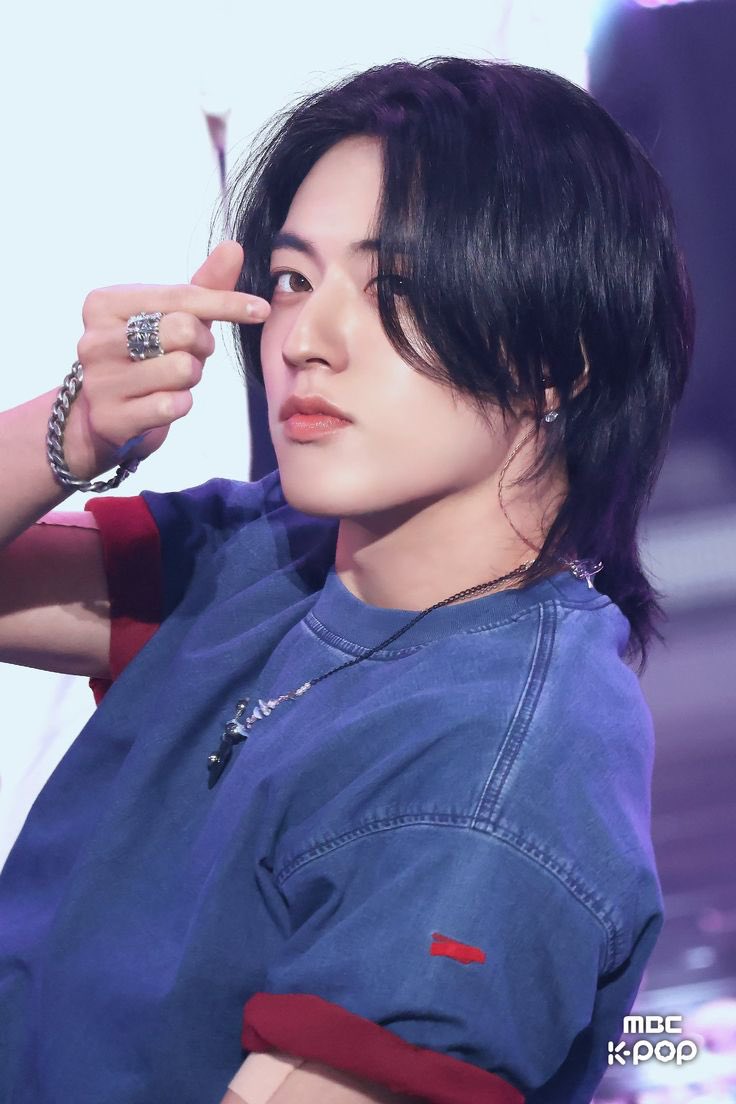 HAPPY HARUTO DAY 🦋💕

Today’s all about the music he loves and the voice we love. Share your fav HARUTO covers, stages or songs he recommended, let’s make the timeline all about him!

HARUTO PLAYLIST ON REPEAT 
#HarutoMusicDay 
#StreamingWithHaruto
<a href="/treasuremembers/">TREASURE</a>