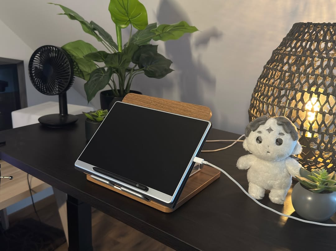 XPPentablette's tweet photo. Art du jour !
L'artiste : @KezieDra
Tablette utilisée : Magic Note Pad
Bénéficiez de 10% de réduction sur votre tablette avec le code KEZIED10
🔥 https://t.co/vXJ8KpCkN4
#xppen #xppen_fr #sketch #digitalart #illustration #MagicNotePad #setpup #art https://t.co/JtT3BYGUf1