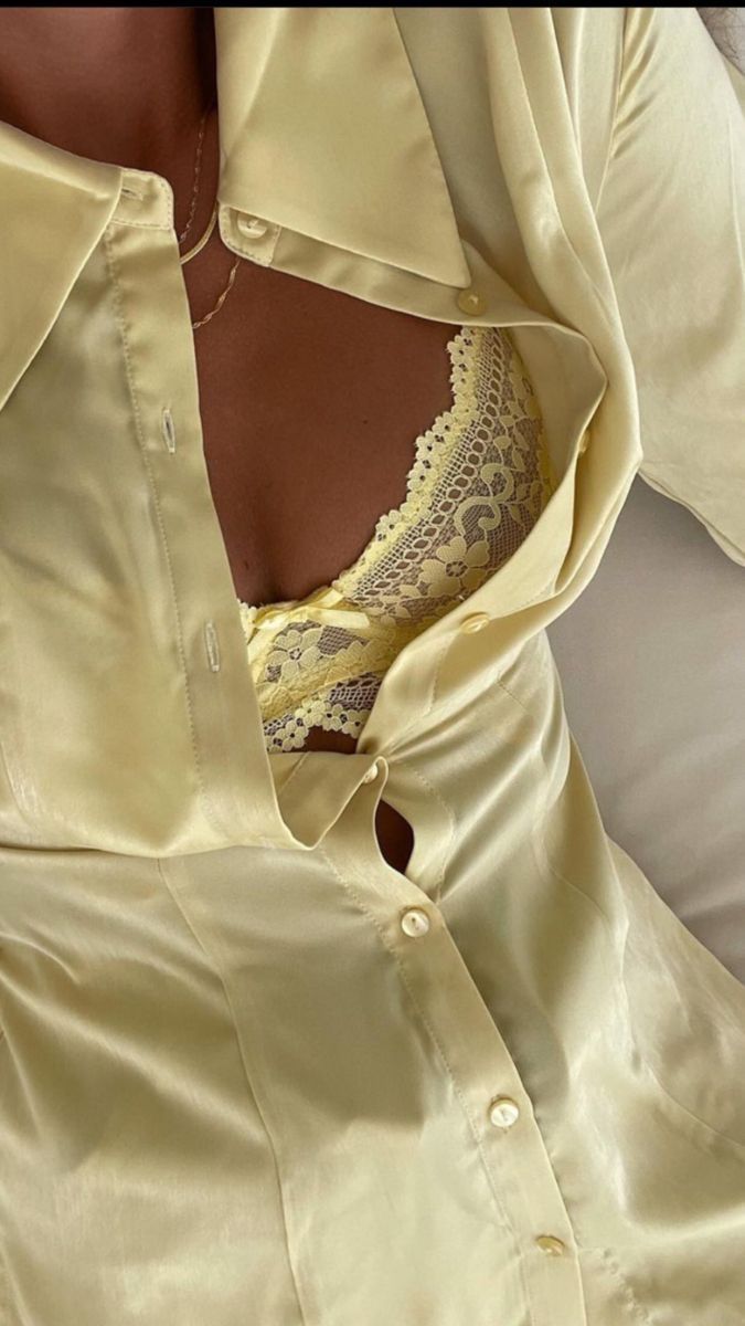 mayor58260657's tweet image. Let your lingerie speak in whispers. 🔮👗💬
#WhisperWear #LingeriePoetry #SoftStatement