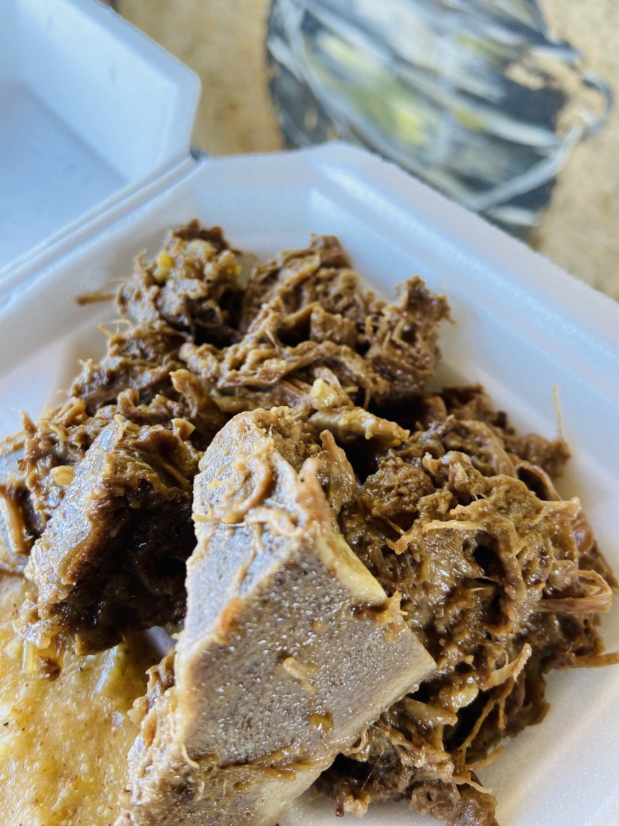 Seswaa
Oxtail 
Madombi 
Bogobe ja lerotse 
Morogo 

#KoSejesong