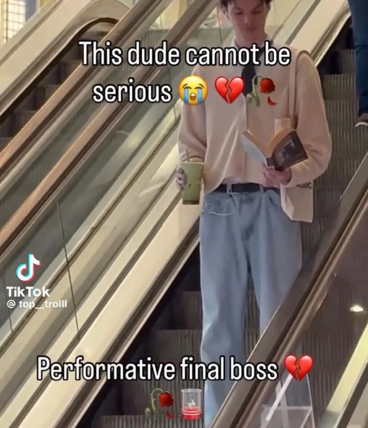 1251club's tweet image. How i feel when i use a notebook to take notes in class instead of my laptop or ipad like everyone else