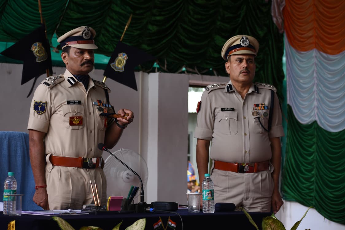 ADM INSPECTION OF 197BN BY Dr. JAIDEV KESRI,DIG RANGE CRPF JAMSHEDPUR
<a href="/crpfindia/">🇮🇳CRPF🇮🇳</a>