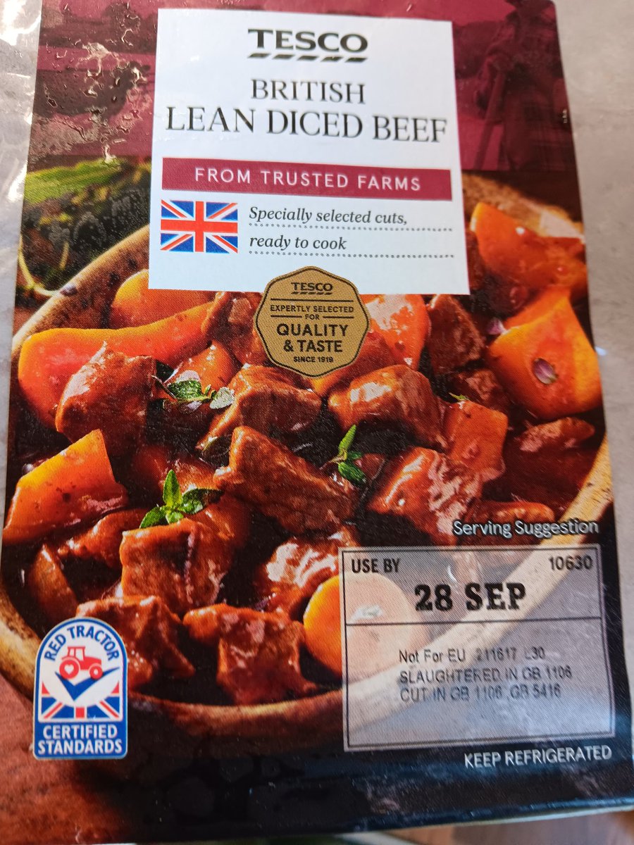 thedemonpigs's tweet photo. @Tesco Just got my beef out of the fridge that was delivered on Saturday, and it went out of date yesterday 😡

Why would you send someone meat with 1 day shelf life? https://t.co/Qo4RRtiZ0g