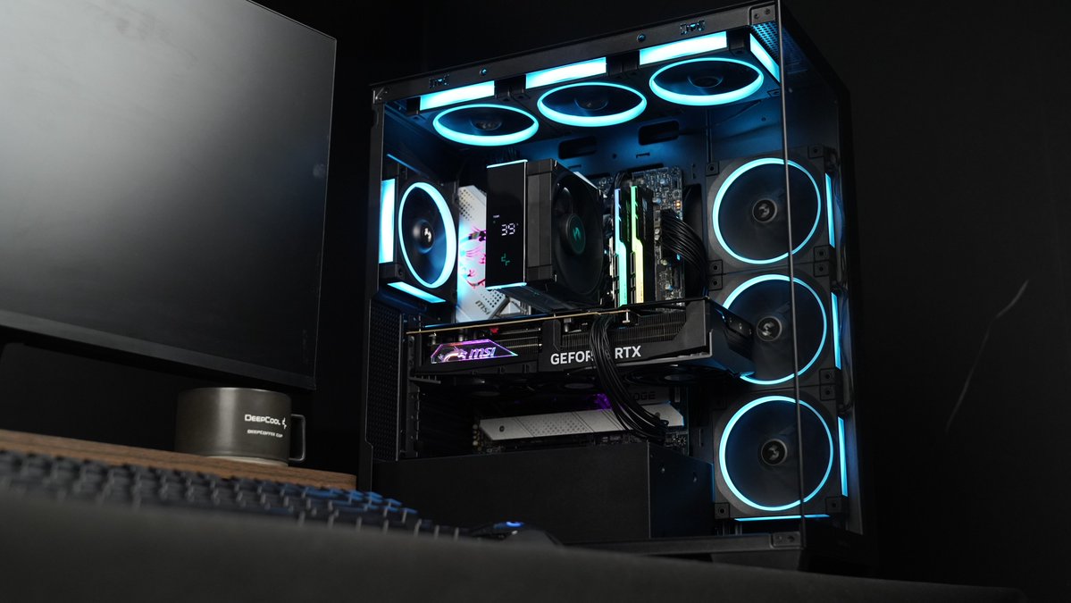 DeepCool_JAPAN's tweet image. 「AK400 DIGITAL SE」
冷却性能と実用性を両立した新しいスタンダード。
デジタルパネルでCPU温度や使用率をリアルタイムで確認でき、安心して長時間の作業やゲームを楽しめます🤩

#DeepCool #ゲーミングpc #CPUクーラー