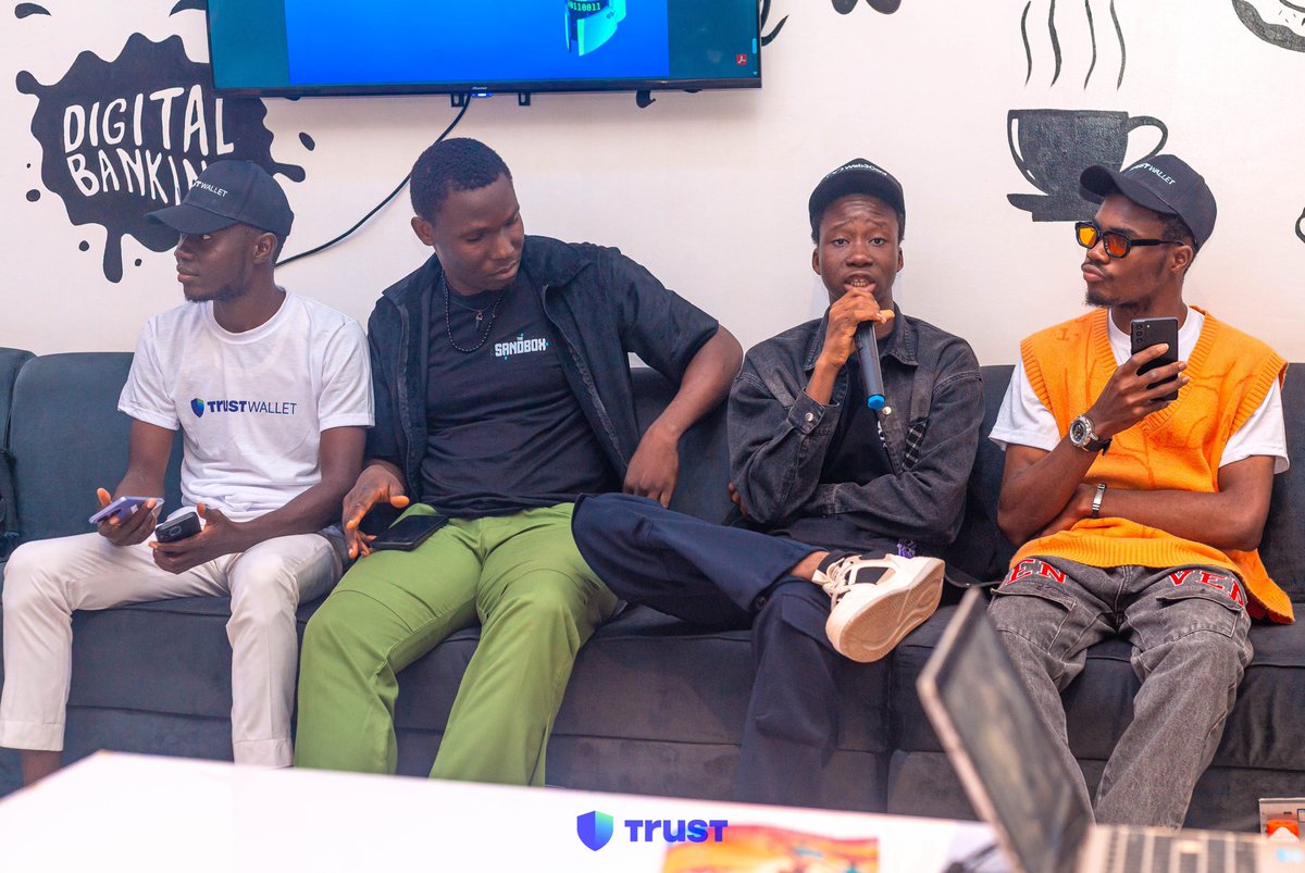 Moderated the panel session at trust wallet day Enugu. Thank you <a href="/ekeson_wtb/">Ekeson⚡ || Video Strategist</a> for this opportunity.
Let's do more with <a href="/TrustWallet/">Trust Wallet</a>