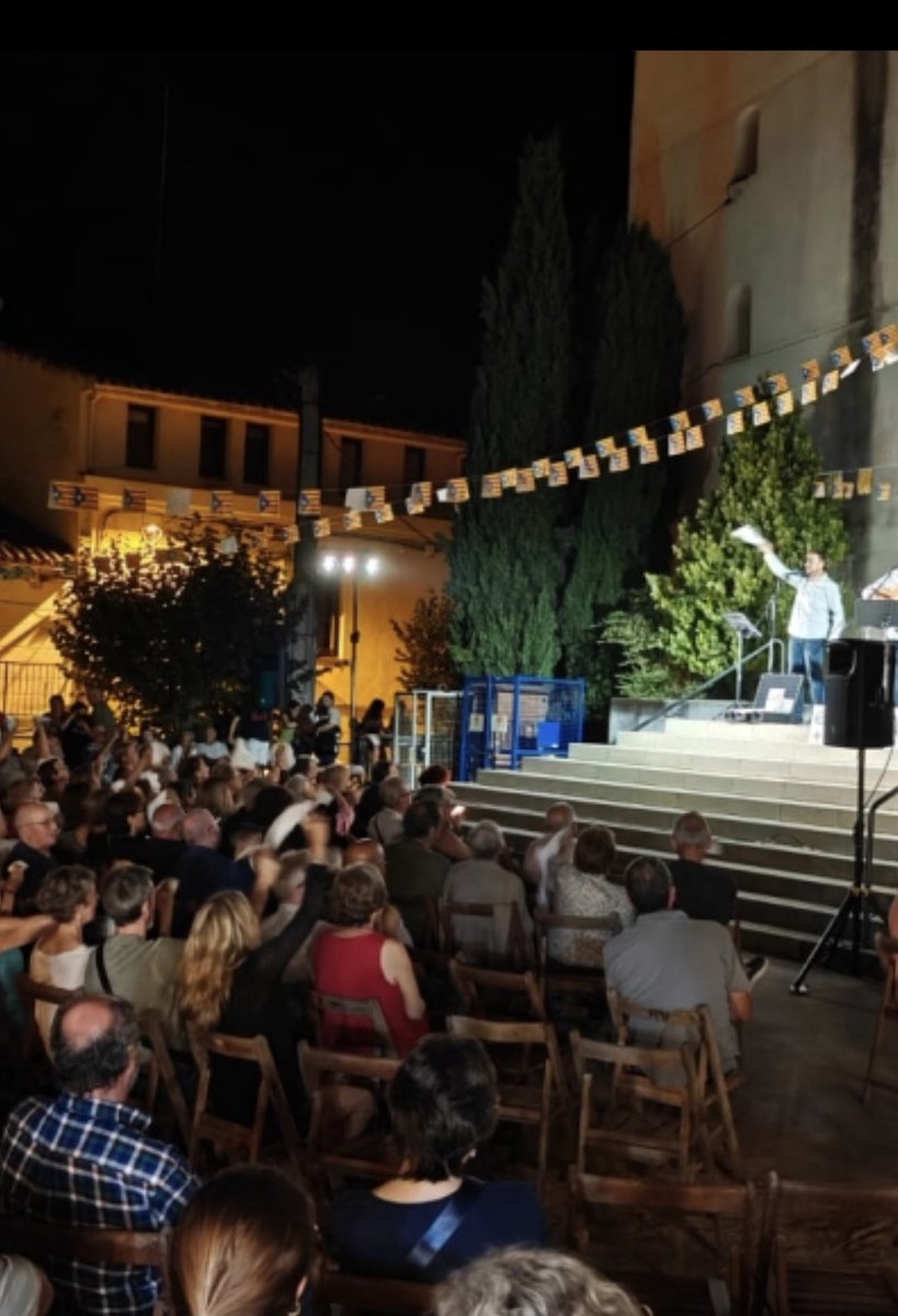 Un MENA magrebí hiere con un arma blanca haciéndole un corte en la cara a un menor español en la fiesta mayor de Vallgorguina(Barcelona) y le roba la cartera y el móvil.
El MENA reside en un centro de acogida de la zona y el chiquillo herido y robado es del pueblo
…Son salvajes!
