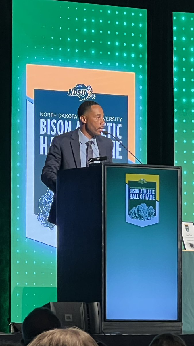 Millard North Girls T&F tweet media