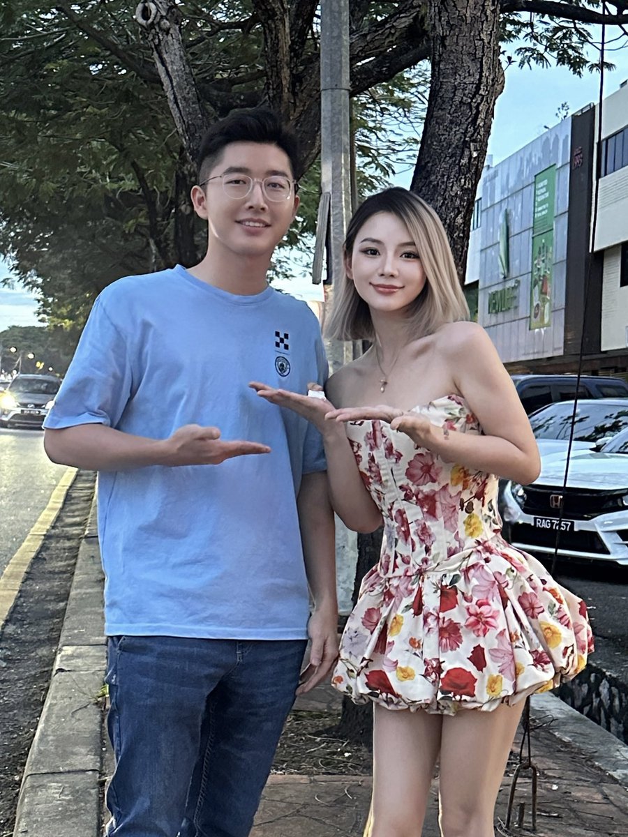 okav.com | 【顶级泄密】爆炸伤害！前女团成员盛世容颜极品模特chungwall私拍被金主包养大玩.nji - Cerca  X