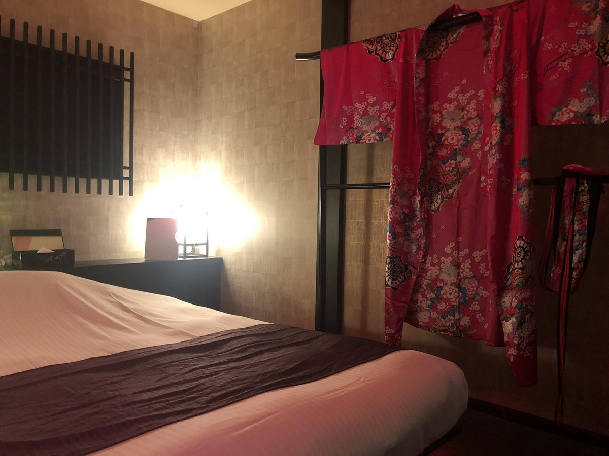 VqK32's tweet image. たまにはこんなホテルもいいよね🙈
誰か一緒に行ってくれる人いるかな〜？

 #p活  #p活福島  #裏垢  #うらあか男子と繋がりたい  #女風