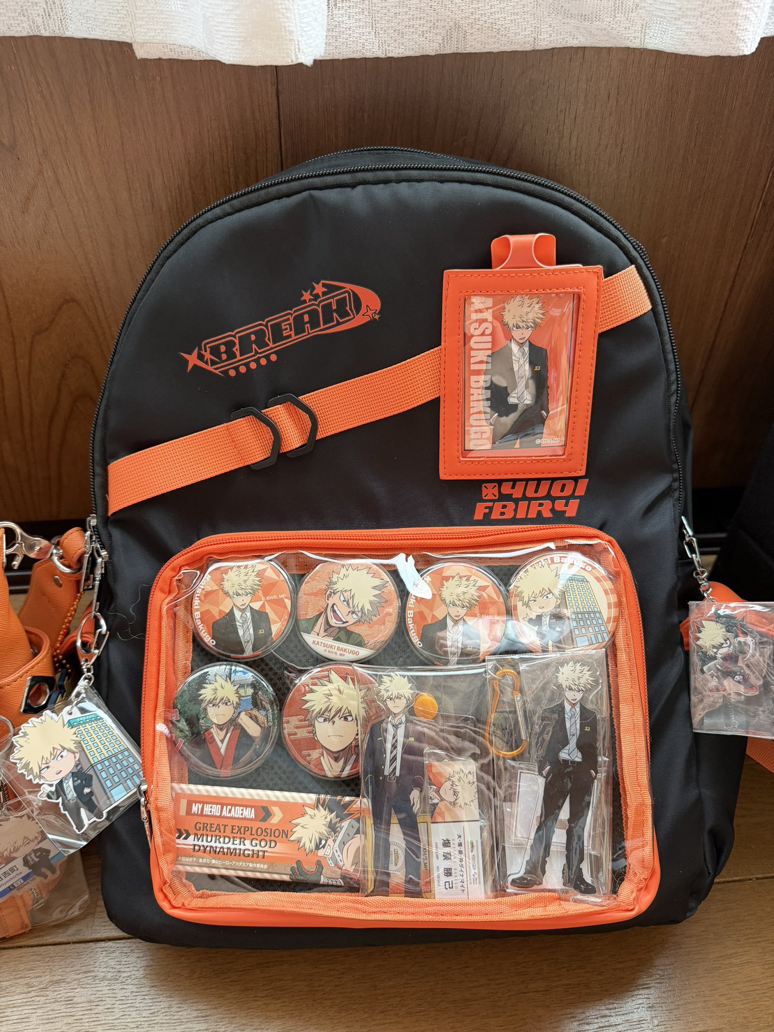 PLAVE ノア５点2025Asia Tourグッズ 特典トレカ、バッグ付き PLAVE ノア5点2025Asia Tourグッズ 特典トレカ、バッグ付き